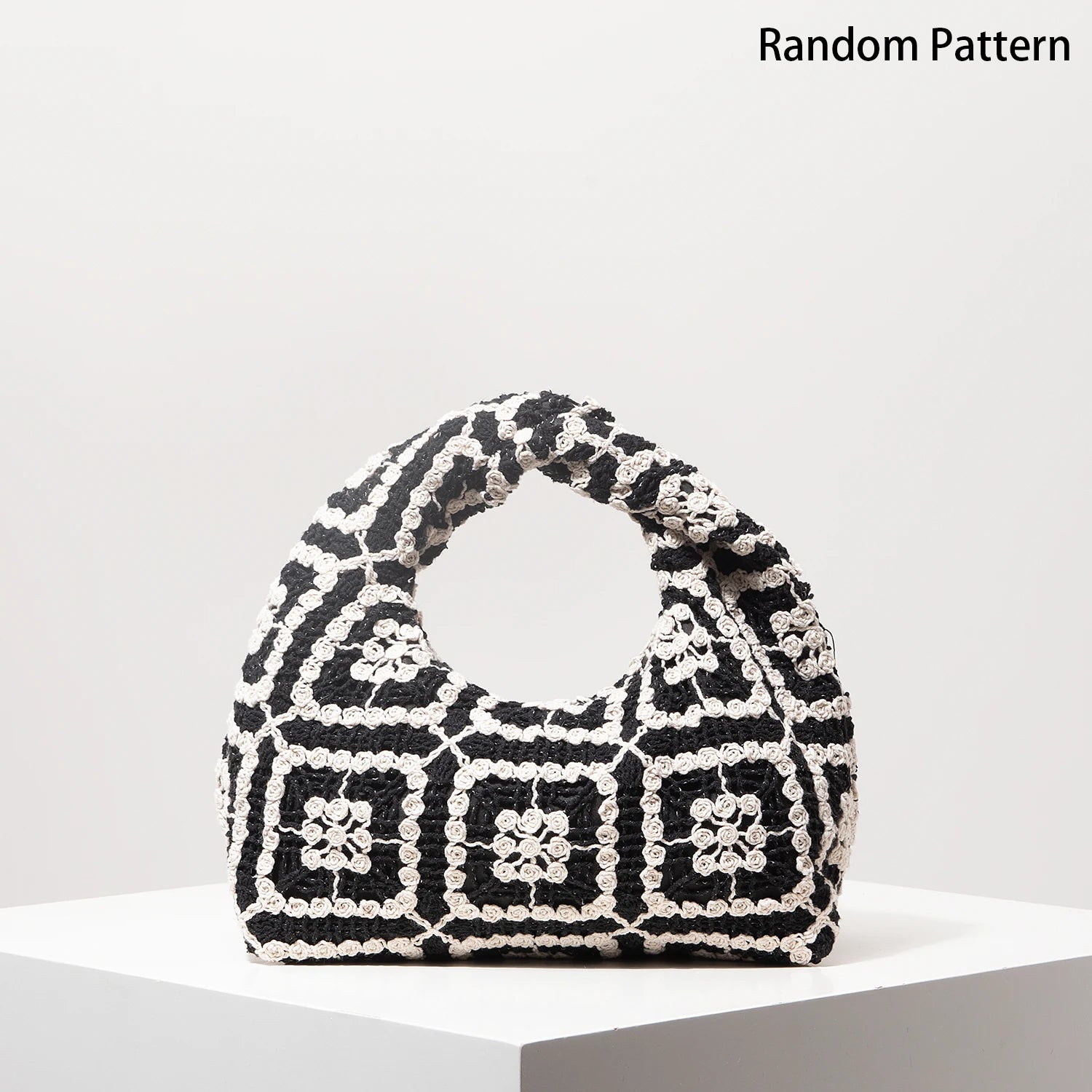 Boho Beach Bags for Women,Wicker Bag,Premiun Style Tote Bags for Ladies,Vacaition Outfits Women, Travels Must Haves (Random Pattern)