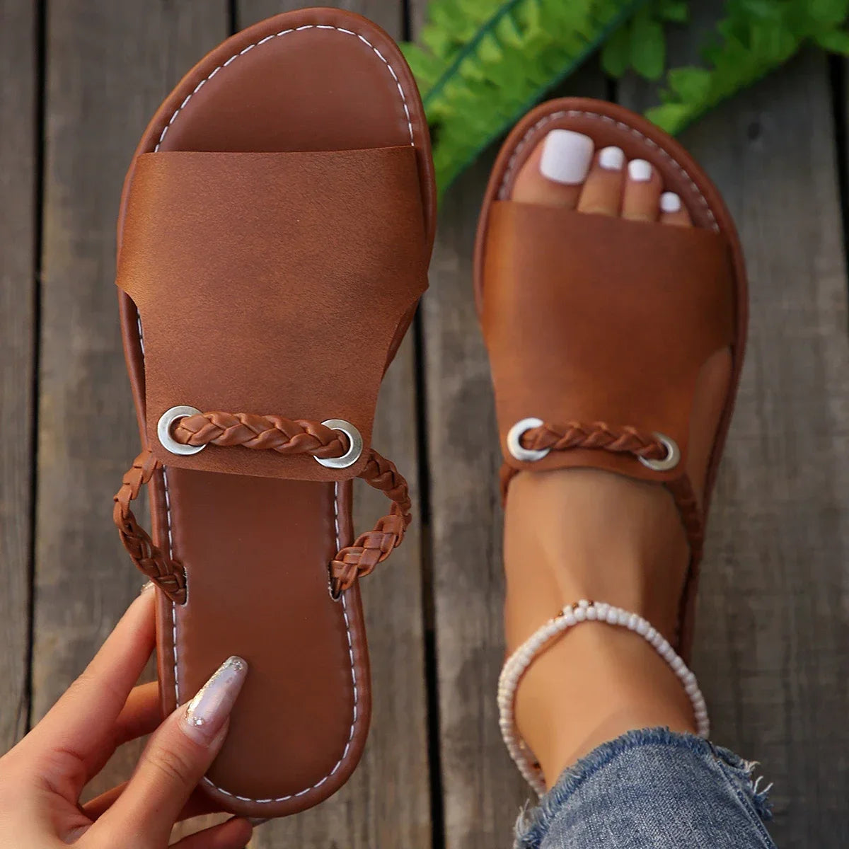 Sandals Women Flats Casual Slippers Summer Shoes 2025 New Fashion Dress Flip Flops Beach Bohemian Shoes Femme Home Slides